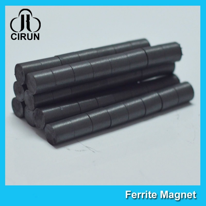 China Hard Cylinder Ferrite Magnet For Rotors / Fridge SGS RoHS Certification wholesale
