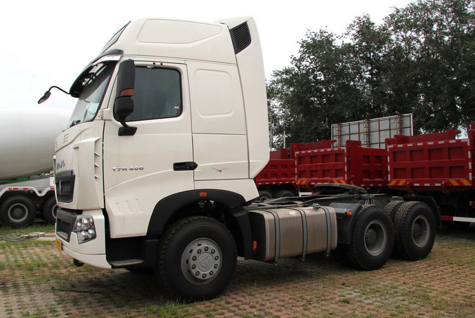 HOWO T7H 6x4 tractor truck 440HP Euro 4 for sale