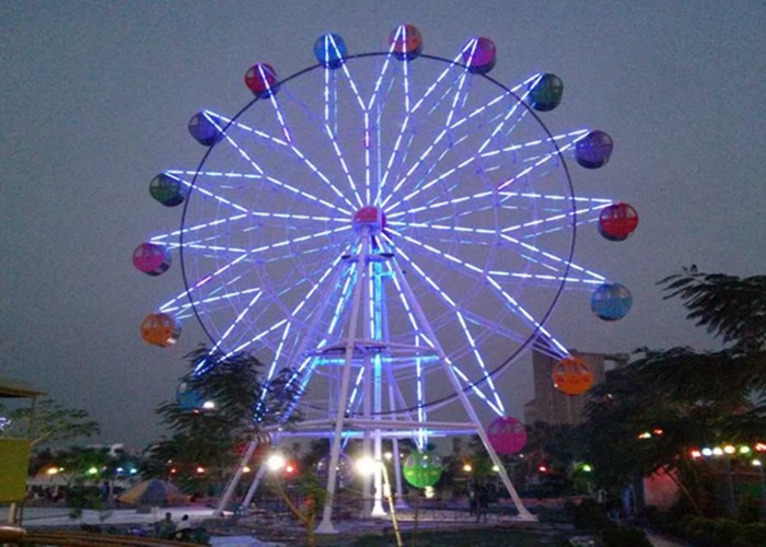 China Adjustable Speed Amusement Park Ferris Wheel FRP Material For Outdoor Playground wholesale