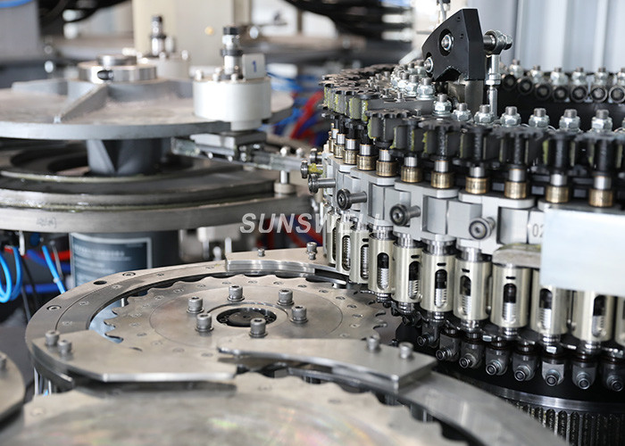 China Full Automatic Servo Control PET Stretch Blow Molding Machine for Beverage Plant Plastic Bottle wholesale