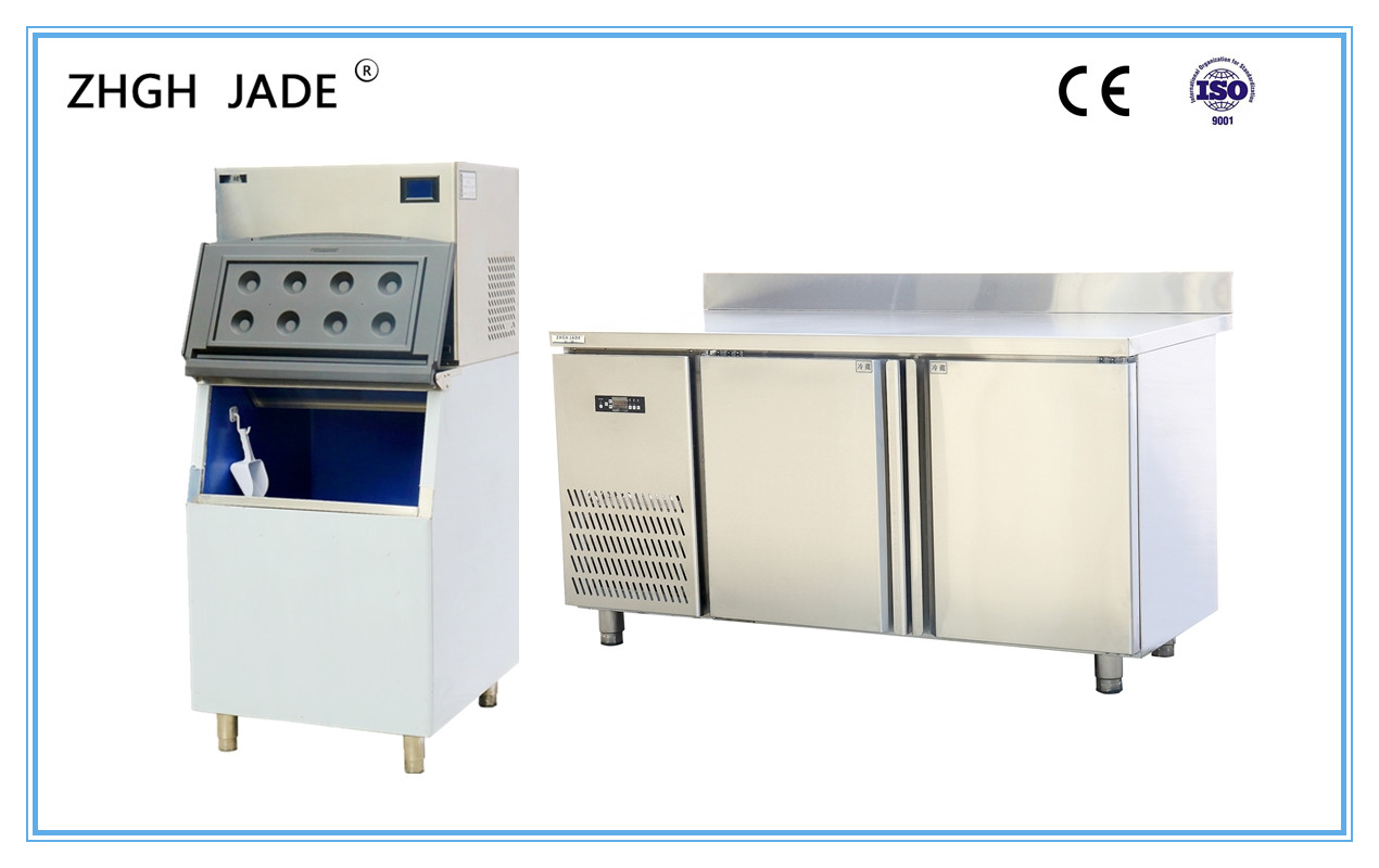 China 280W Industrial Kitchen Refrigerator , Two Doors Restaurant Supply Refrigerator wholesale