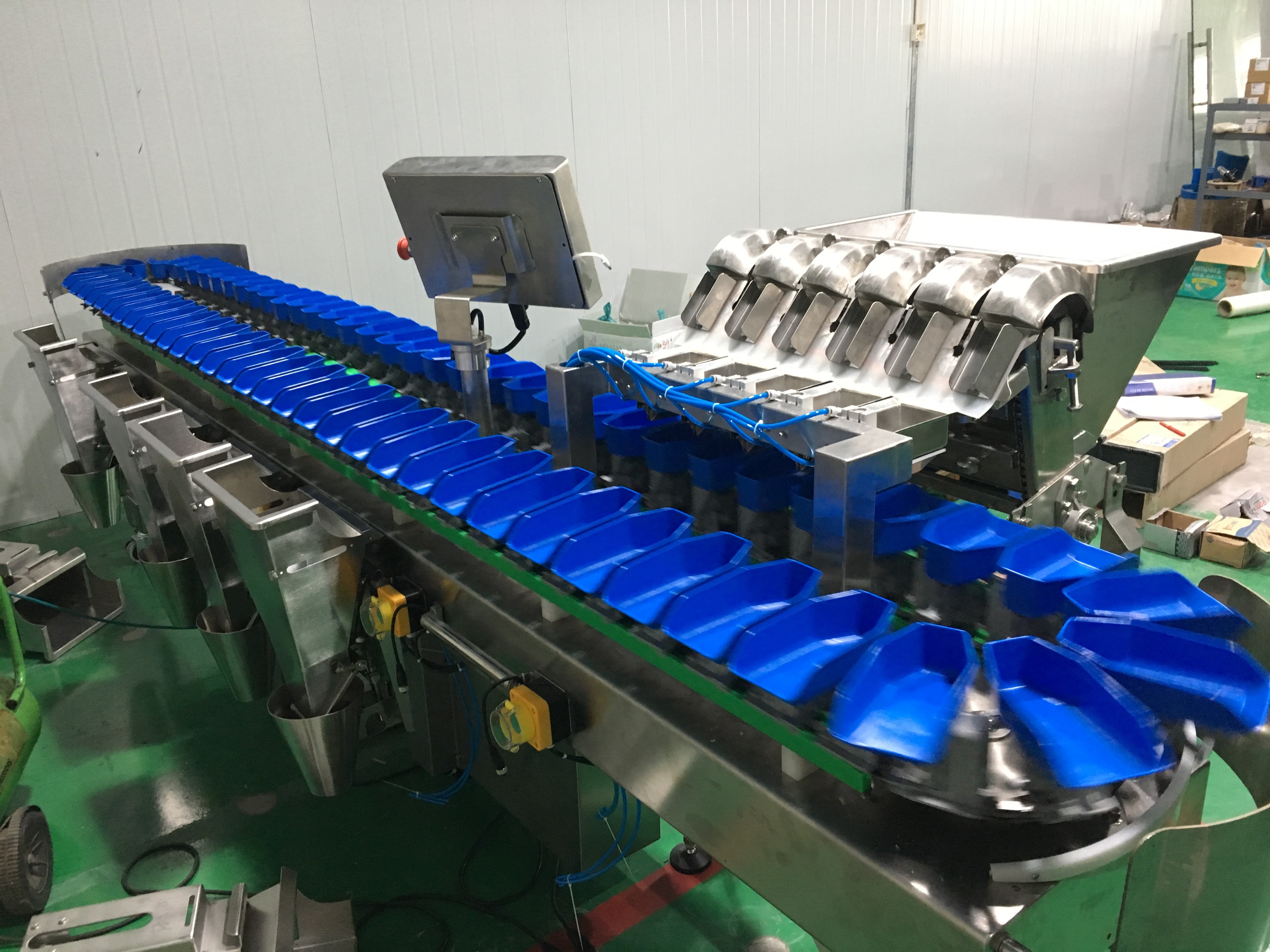 China Chicken Wing Grader Circular Multi Weight Sorting Machine With Conveyor Belt wholesale