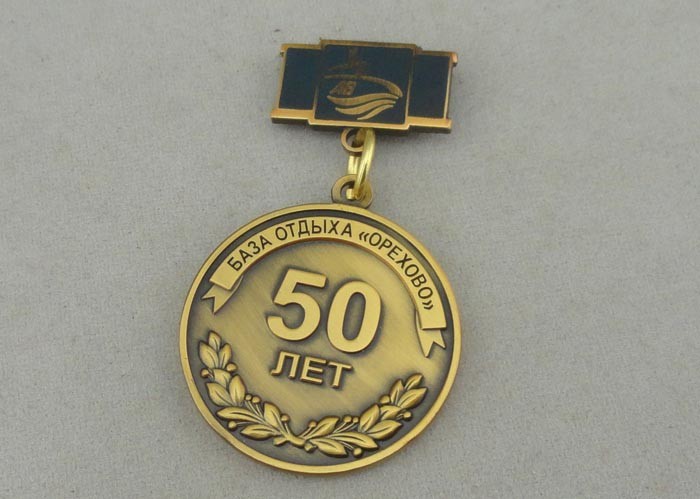 China Zinc Alloy Custom Awards Medals Die Costing Antique Gold Double Side 3D Military wholesale