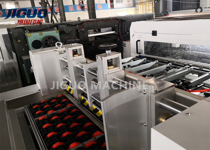 China Lead Edge Cardboard Corrugated Die Cutting Machine Automatic Feeding 1320mm Sheet wholesale