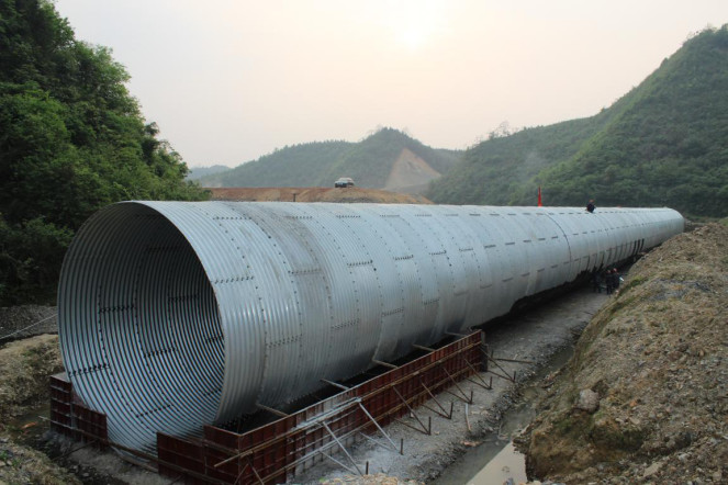 China Corrugated steel drainage pipe metal corrugated culvert pipe Corrugated Culvert Pipe Suppliers wholesale