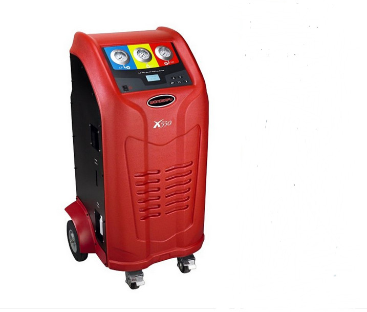 China Truck Bus AC Refrigerant Recovery Machine Portable R134a Recovery Machine wholesale