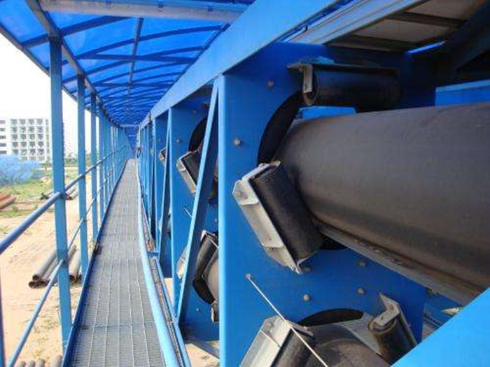 China PIPE Conveyor Belt Making PE Fabrics Good Softness 80-220cm Width Range wholesale
