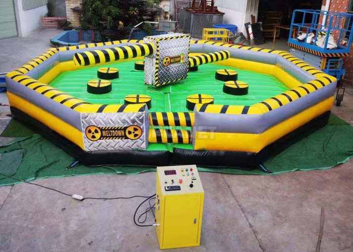 China Meltdown Mechanical 8m Dia Total Wipeout Inflatable For Rotating Obstacles Games wholesale