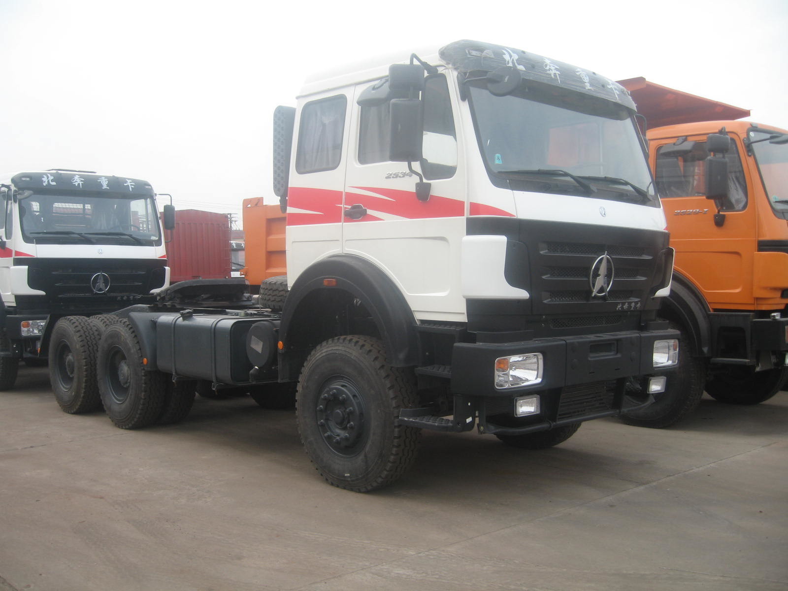 Beiben 6x4 heavy tractor trucks for sale 380hp prime mover truck