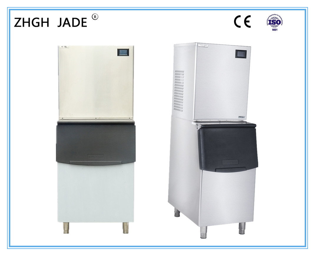 China 820W Crescent Ice Maker , Commercial Ice Making Machine 140Kg / 24H Output wholesale