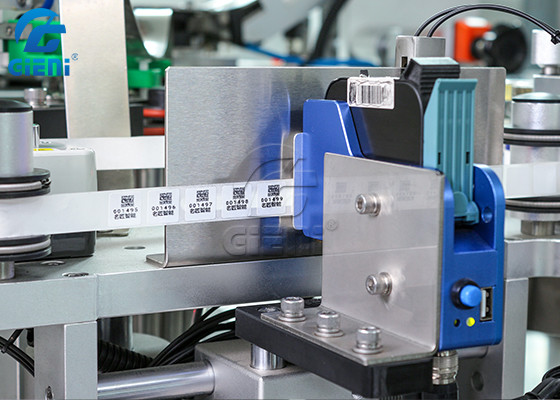 Rotary Type Vertical Round Bottle Labeling Machine High Speed Non Stop 2.8KW