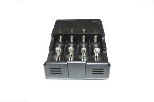 China AA / AAA Ni-MH 18650 Battery Charger 4 Bay Vape Charger With LCD Display wholesale