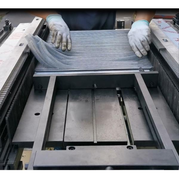 5.5kw Motor Power Radiator Core Assembly Machine Singer Or Double Rows Cooling Core Builder Machine