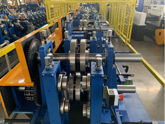 76.2-127mm Customizable Cz Purlin Machine For Steel Section