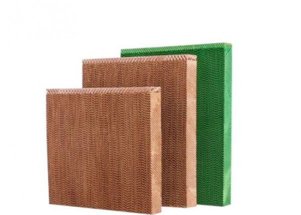 Customized New Material Chicken Farm High Water Resistant Outdoor Cooling System for Chicken House Evaporative Cooling Pads