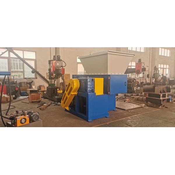 Single Shaft Shredder Machine For Plastic Pipes Scrap Include PE / PP / PPR / ABS / PVC