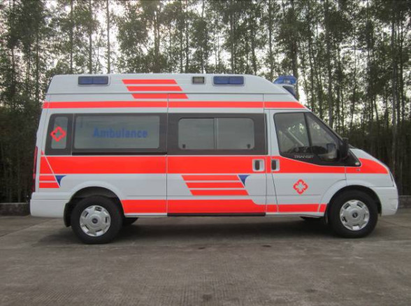 9 Seats Ford Transit Ambulance 6 Seater Medi Cal Ambulance Front Rear Drive 4×2