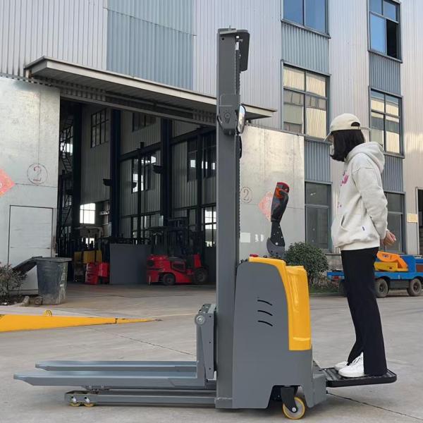Electric Walkie Ride On Stacker 1.6 Ton Capacity 3-4.5m Lift Height