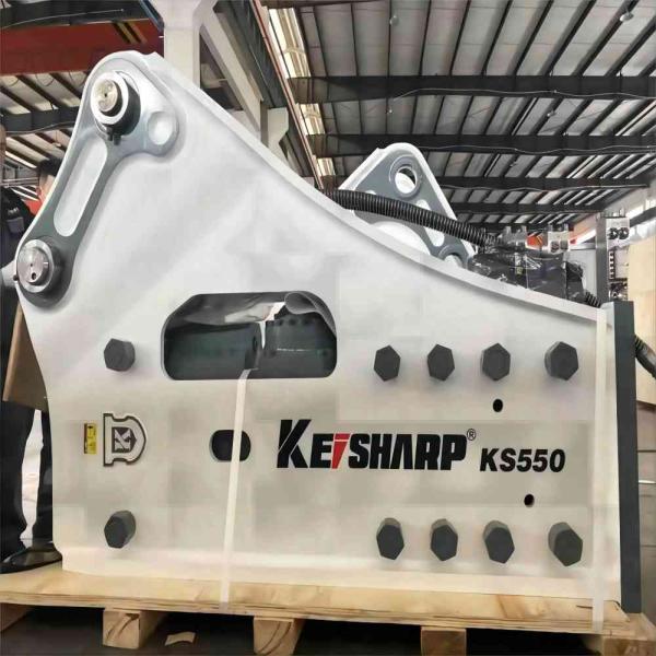 Box Type Hydraulic Breaker for Heavy Duty Construction with Wear Resistant Alloy and 155Mm Chisel for Superior Performance