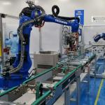 High Payload Handling Robot YASKAWA 180kg Payload 6 Axis GP180 Robot Arm With