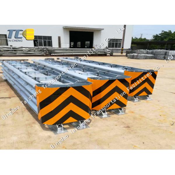 Crash Cushion Attenuator Highway Traffic Safety Crash Buffer Attenuator Tunnel Entrance