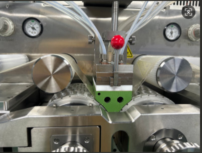 Compact Customizable Soft Gel Formulation Equipment Running Speed 0-8rpm 1200mm X 800mm X 1600mm
