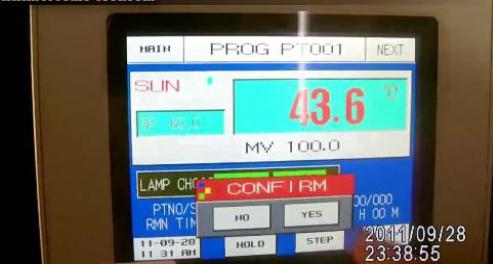 PID SSR Control QUV Accelerated Weathering Environmental Test Chamber With Stainless Steel Plate