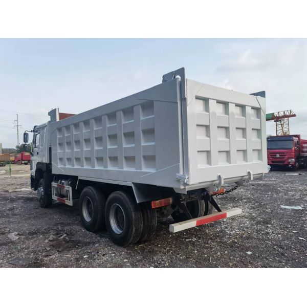 Used Tipper SINOTRUC Sino Sinotruk Howo 371 6x4 A7 8x4 WEICHAI Second Hand Dump Truck