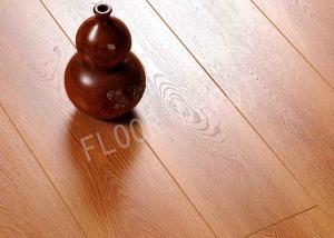 China Thickness 12mm HDF Laminate Wood Flooring AC4 E1 Density 840 EIR V Groove Crystal on sale