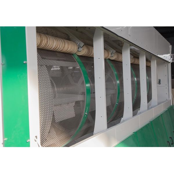 Eco Friendly Grain Grinding Machine , Bean Cleaning Maize Classifying Machine