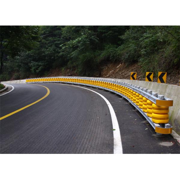 Highway Rolling Anti Collision Guardrail Galvanized Road Isolation Safety Barrier
