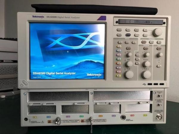 Quality Tektronix DSA8300 Digital Serial Analyzer Equivalent Time Sampling Oscilloscope for sale