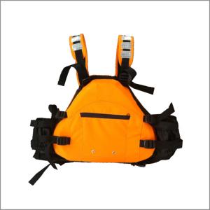 China Smooth Lightweight PFD Life Jacket Safety Whistle Equipped Eye Catching wholesale