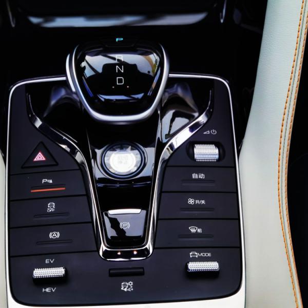 MacPhersan Type Independent Front Suspension 110km Electric Car BYD Song Plus DM-i Hybrid SUV with Full Engine Drive Mode