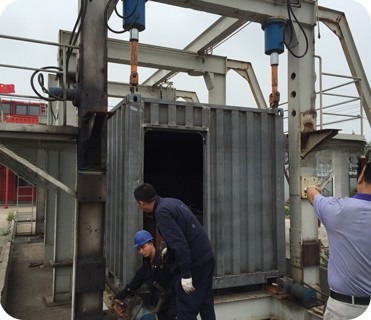 40ft Dry CSC Certified Container with Roller Shutter Doors and Internal Dimensions of 12.032 x 2.352 x 2.695 m