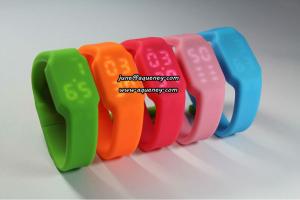 China Buy the newest and cheapest Wristband 1GB ~ 32GB USB with LED Watch wholesale
