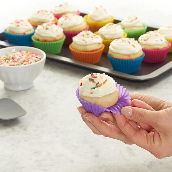 New Reusable Cupcake Silicone Molds Non Stick And Easy To Clean