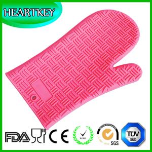 China Oven Baking Smoking Cooking Potholder Heat Resistant Silicone BBQ Grill Oven Gloves wholesale
