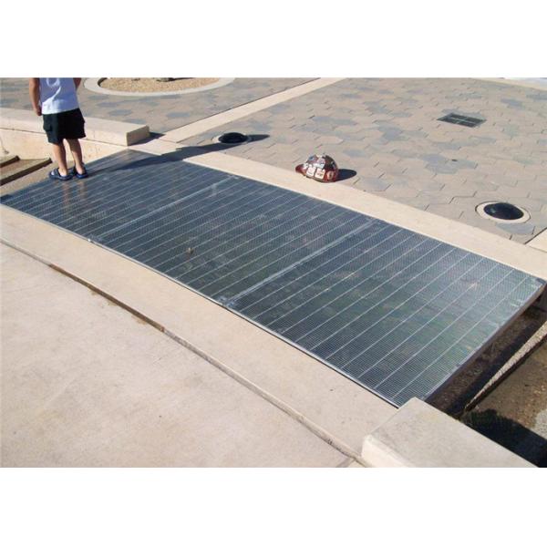 Walkway / Platform Steps Metal Serrated Bar Grating