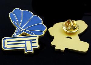 China Zinc paint badges special-shaped music trumpet brooch pin school badges Yiwu gift logo on sale