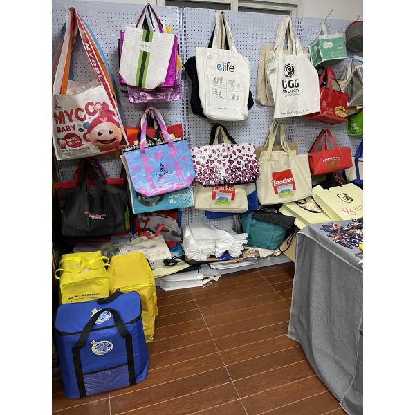 Large Reusable Handle Grocery Tote Custom Non Woven Shopping Bag for Household Products