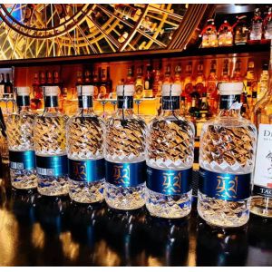 Transparent Arizona Empty Gin Bottle 25oz Crystal Cork 850G