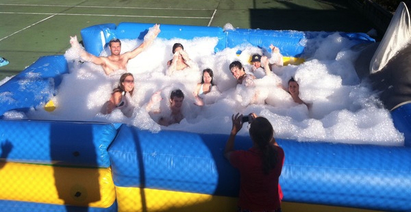 Square Portable Water Pool , Outdoor Fun Party Dance Game Inflatable Soap Foam Pit Pool