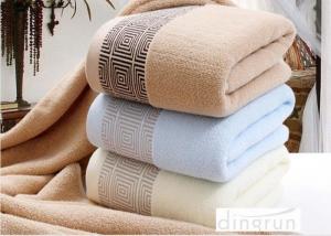 China Household Terry Cotton Bath Towels For Adults Super Absorbent 70*140cm wholesale