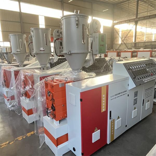 High Speed Single Screw Extruder Machine , HDPE Water Supply Pipe Machine