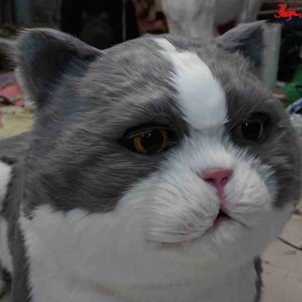 Life Size Realistic Animatronic Cat , Interactive Talking Lovely Cat