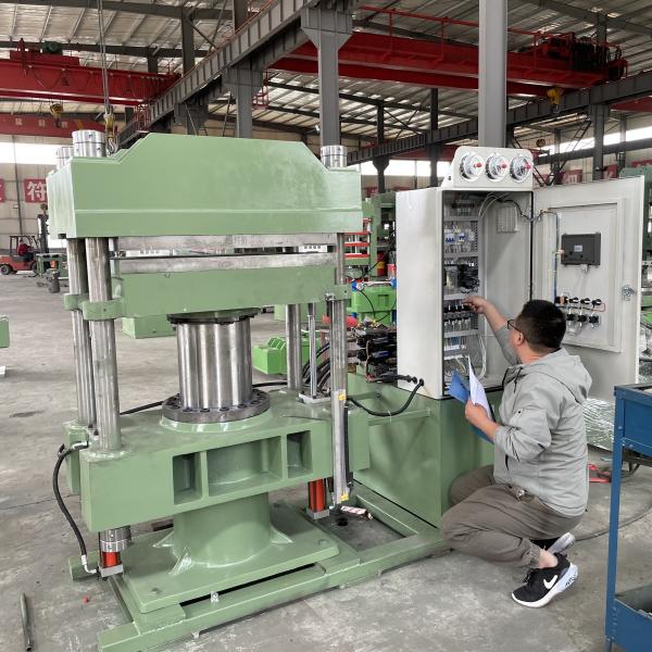 Cosmetic Puffs Cold Press Molding Machine with Automatic Functionality
