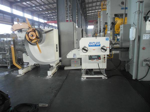 Quality Heavy Duty Material Frame Hydraulic Decoiler Machine Automated Strip Stamping for sale