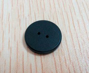 China Round two holes Laundry Tag, UHF Gen2 Laundry Tag, RFID Washing tag, High temperature wholesale