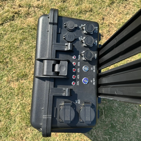 Large Capacity Solar Generator 3000W Portable Power Station AC High Power Output 220V Power Supply